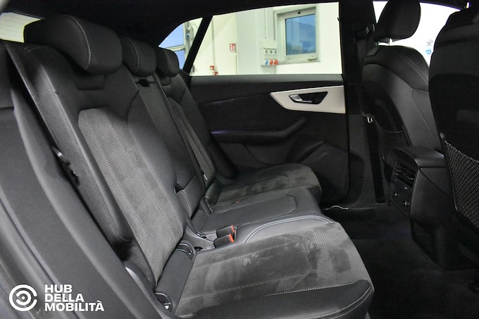 AUDI Q8 50 TDI 286 CV quattro tiptronic Sline